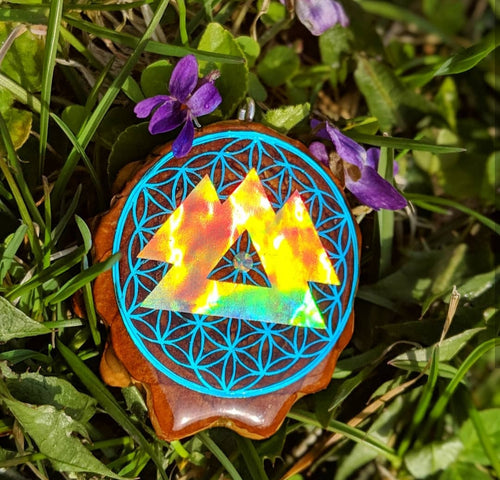 Wakaan over flower of life with opal